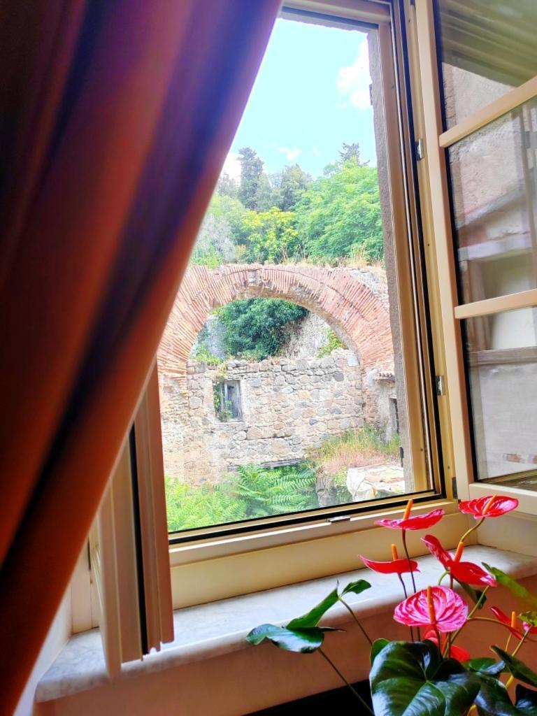 La Casa Di Agartha Bed & Breakfast Bolsena Eksteriør bilde